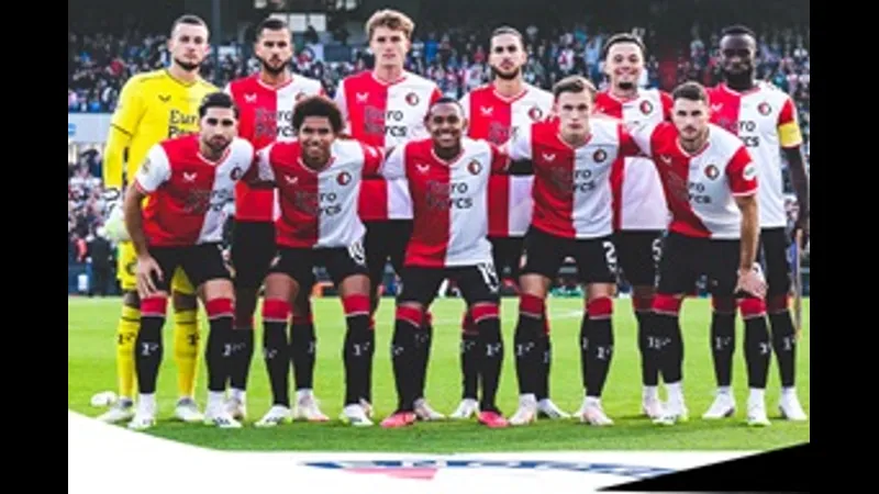 Cầu thủ Feyenoord vượt qua Real Betis trong trận đấu chiến thuật